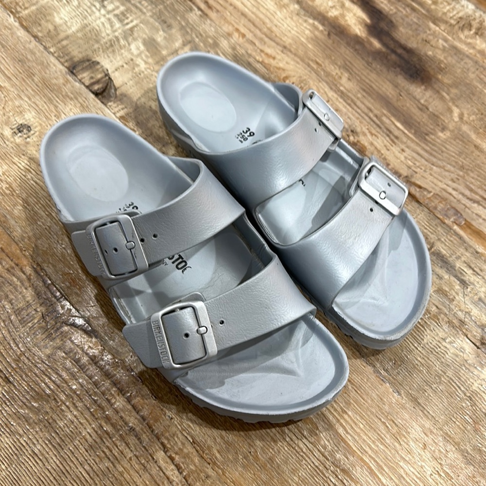 Birkenstock Arizona Essentials Slide Sandal - Women's size 39 Silver Metallic